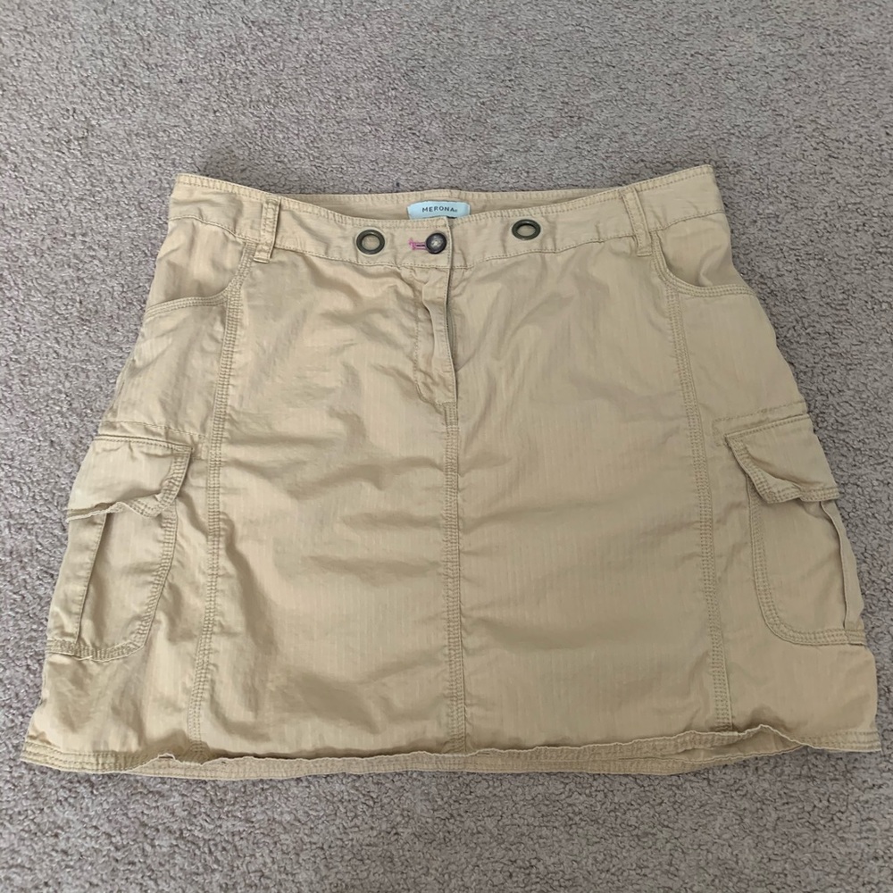 Merona mini skirt size 14